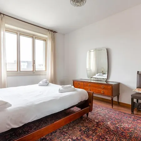 Cozy Lorenteggio Apt Mailand
