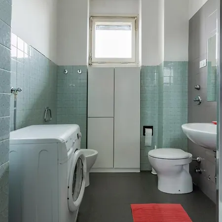 Cozy Lorenteggio Apt * Mailand